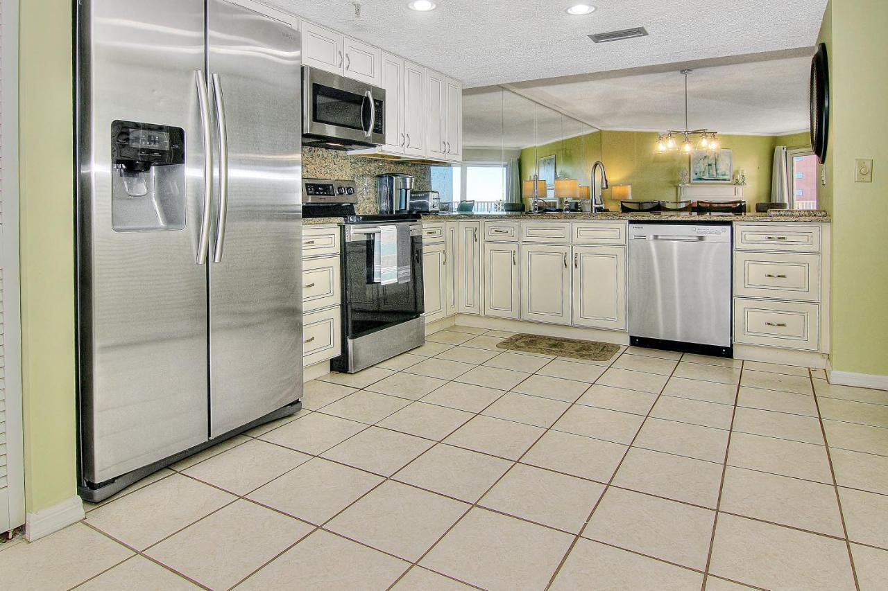 1403 Apartment