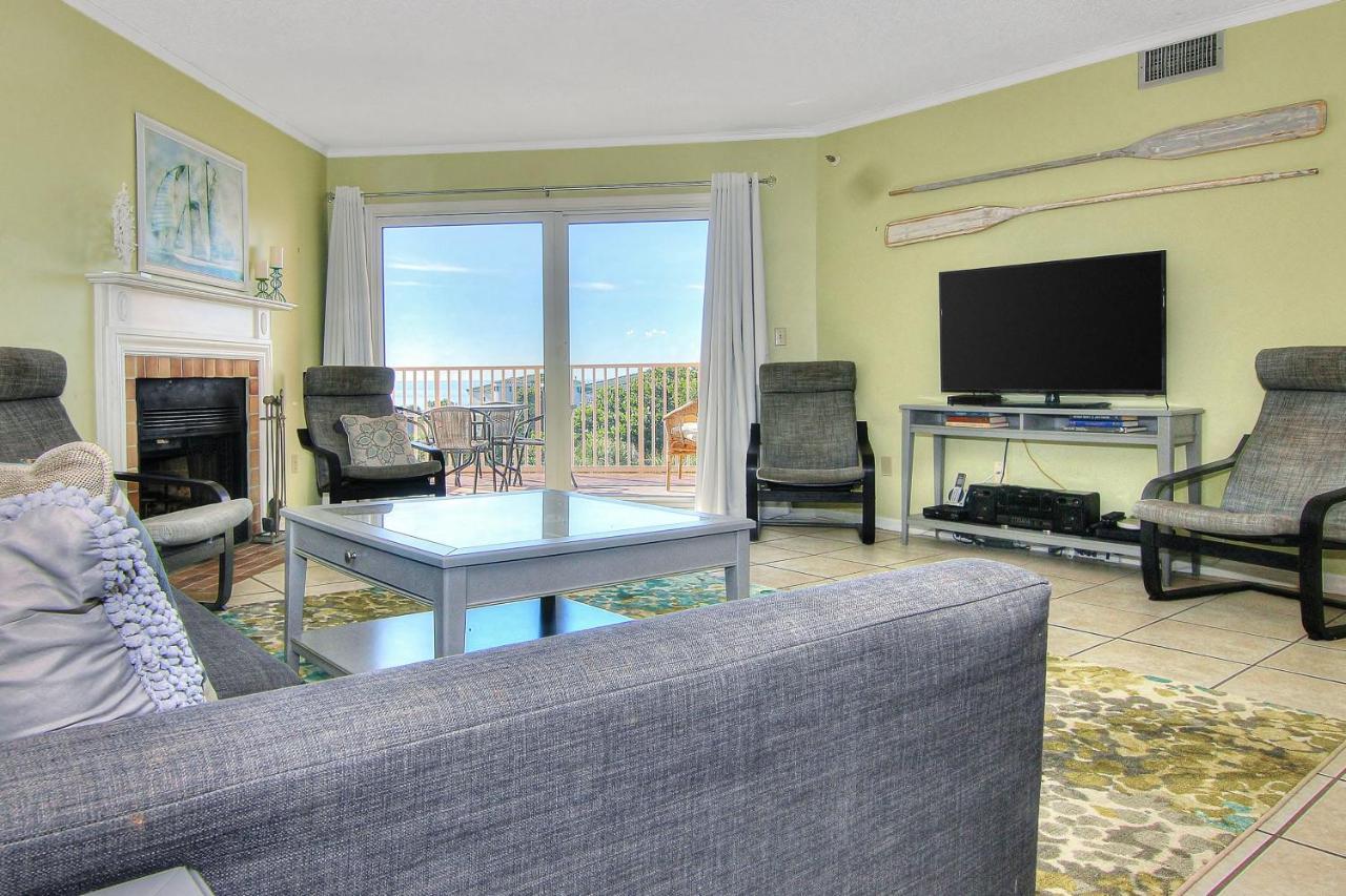 Apartment 1403 *
