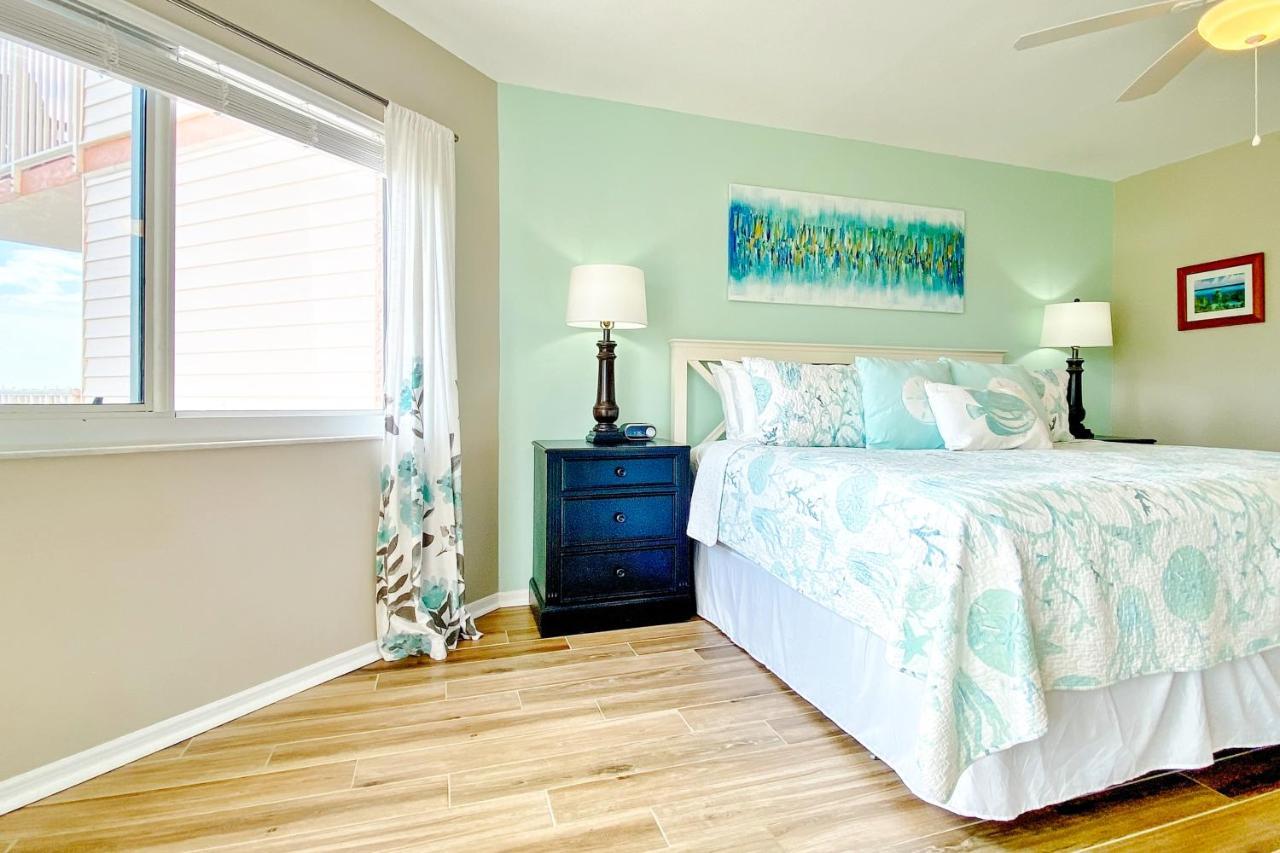 1304 * Clearwater Beach
