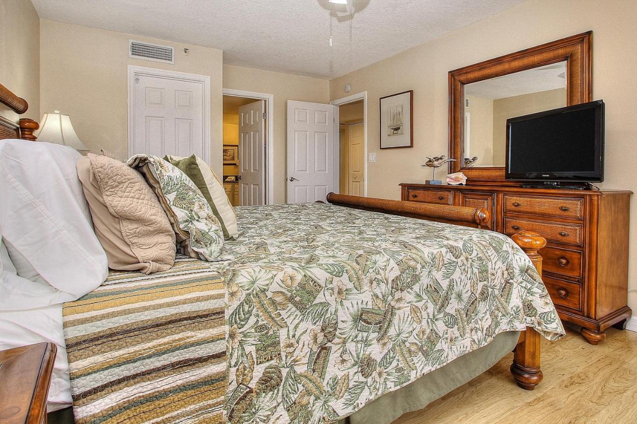 2202 Apartment *