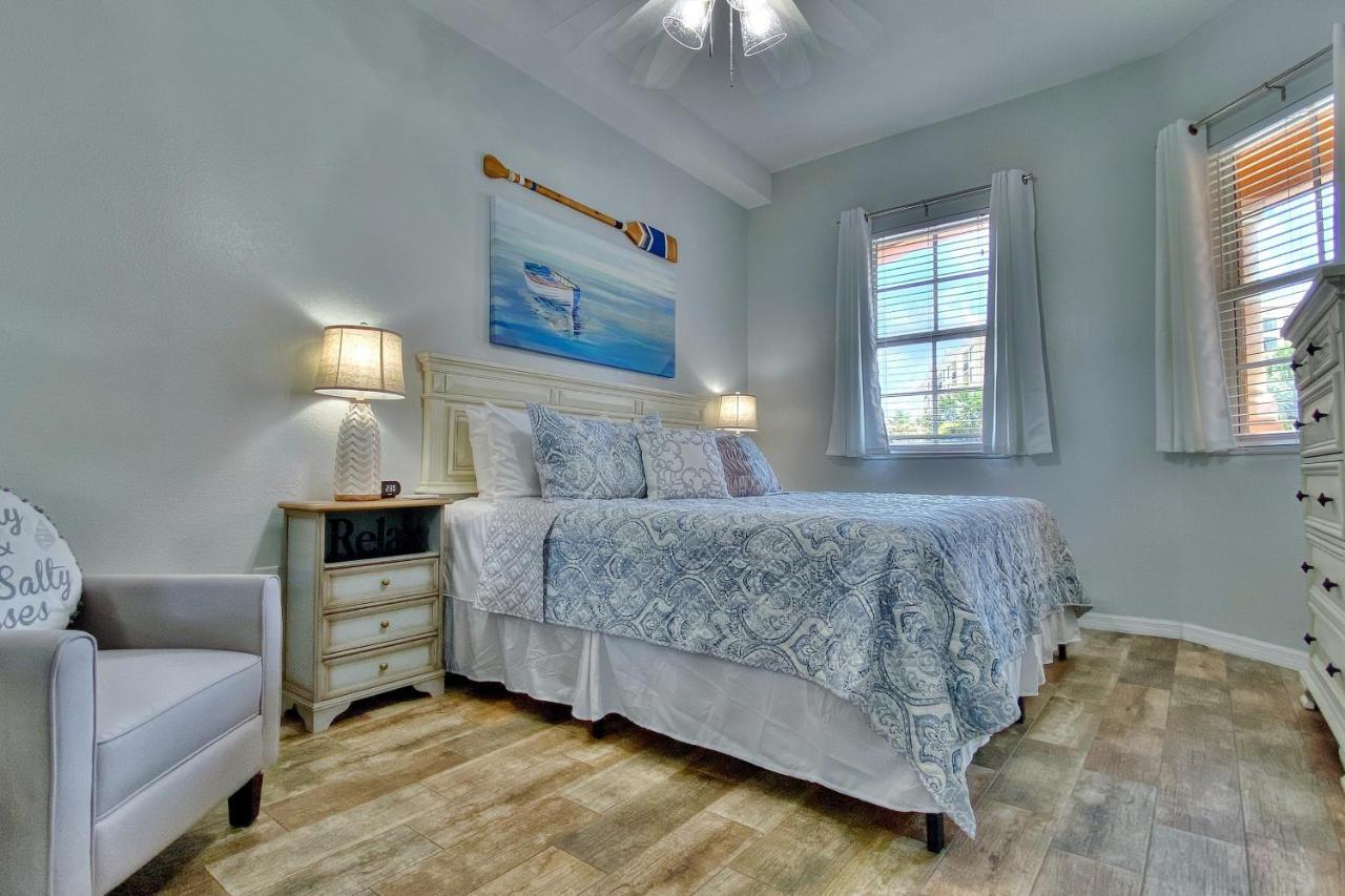 Harborview Grande 207