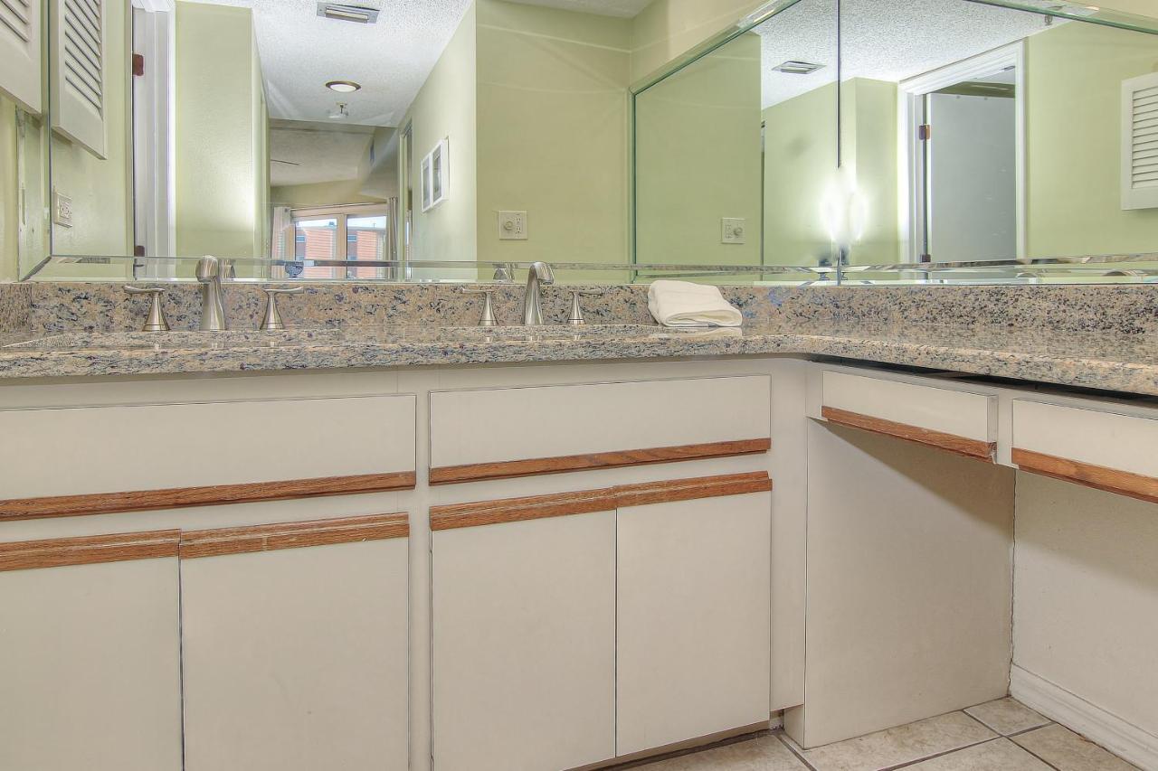 1403 Apartment