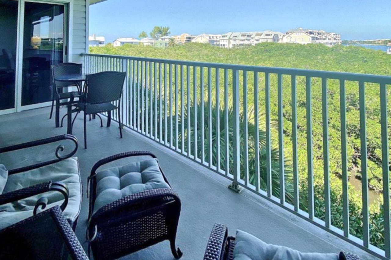 Mariner's Pointe 503 Apartment