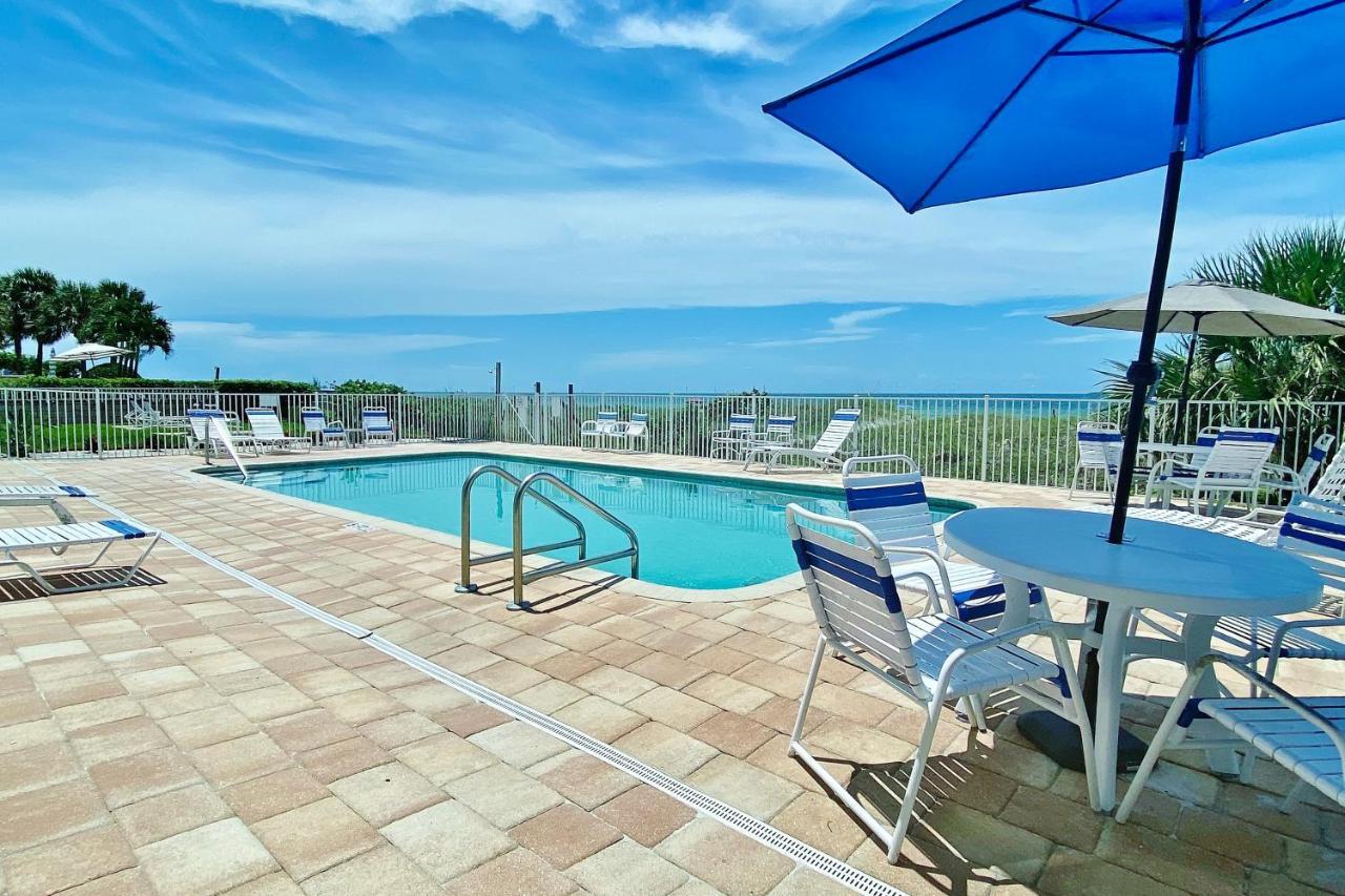 Sea Isle Villas F *