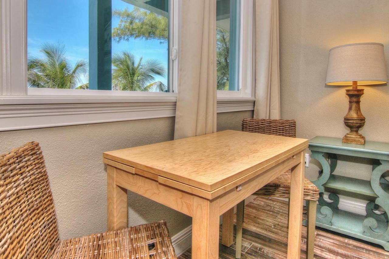 Bungalow Beach Place 6 *
