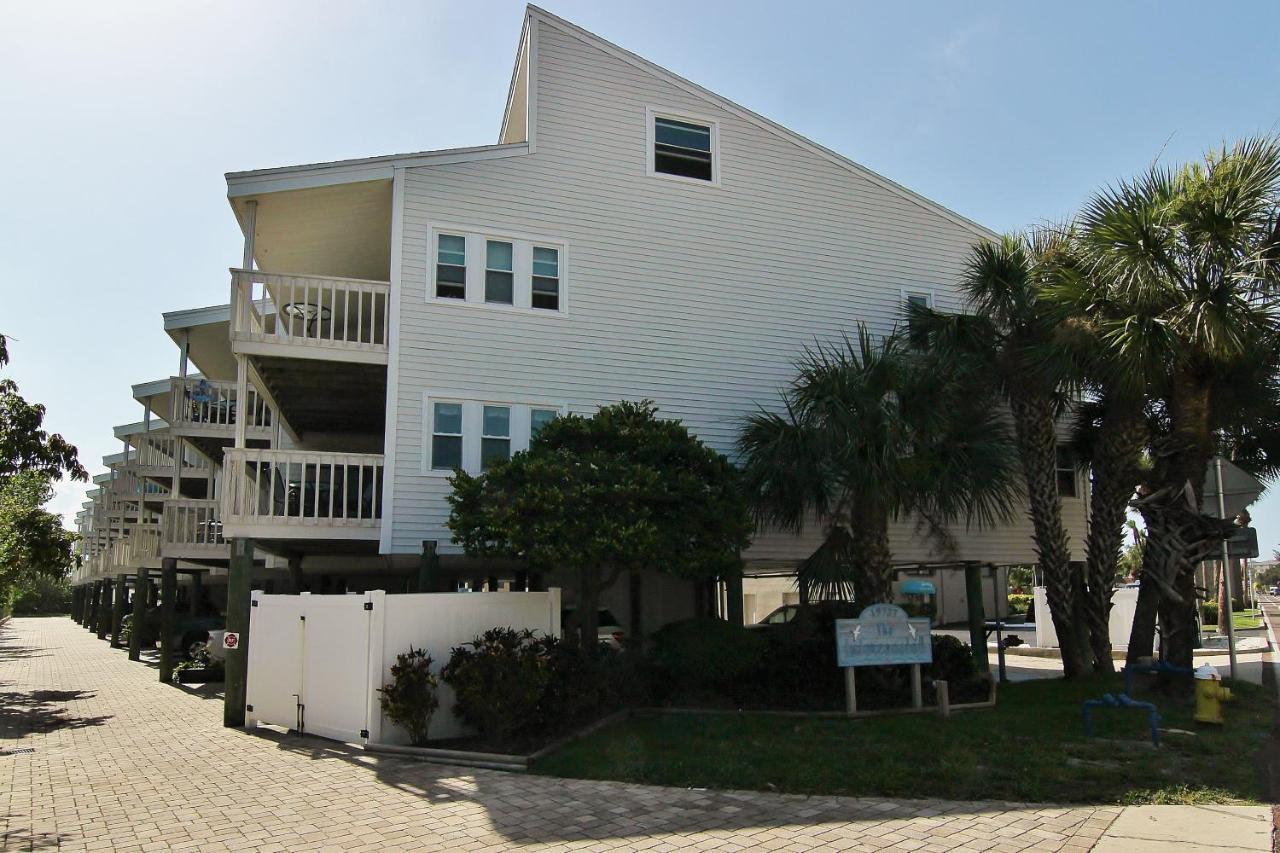 Hotel Intercoastal 203