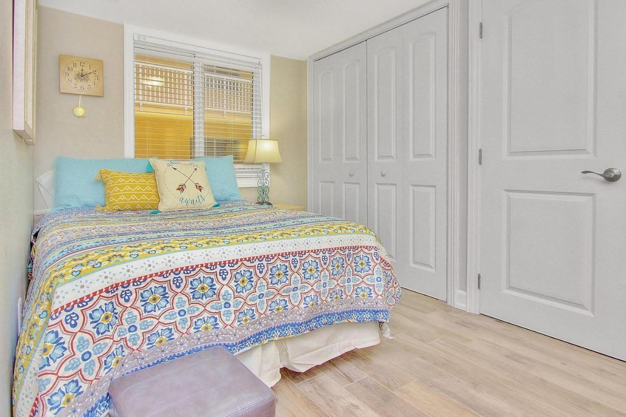 Beach 1205 Apartment