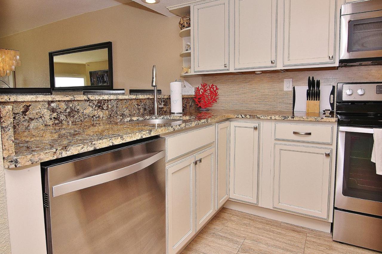 Lighthouse Pointe 402