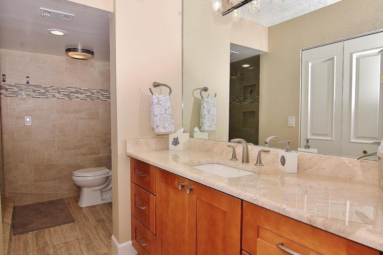 Lighthouse Pointe 402