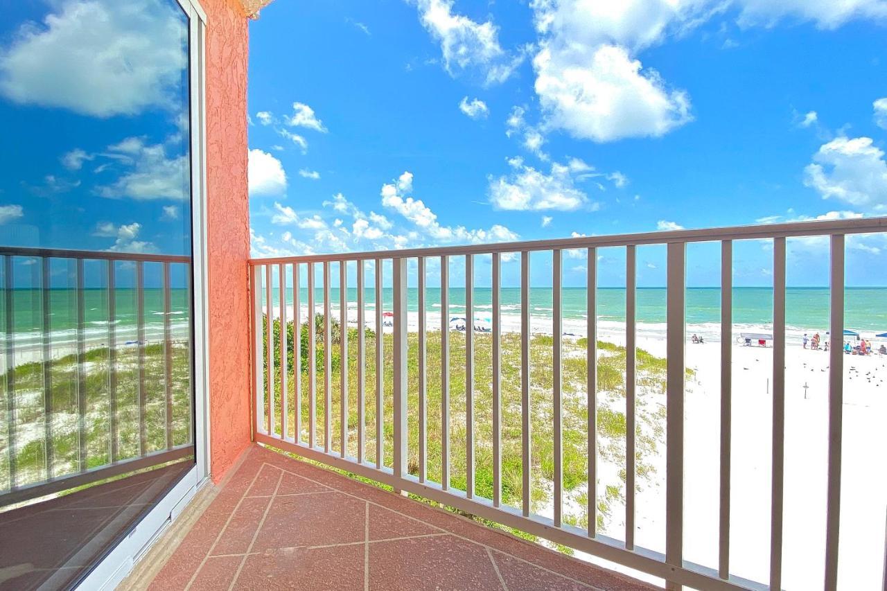 1208 * Clearwater Beach