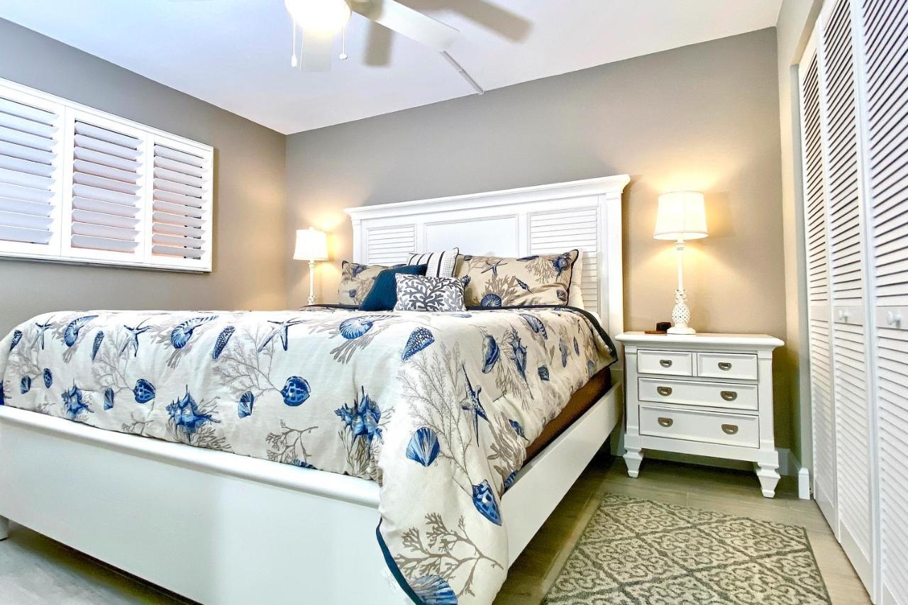 Apartment 1208 *