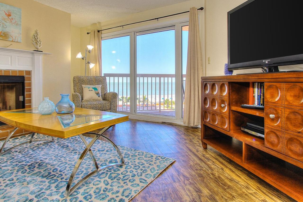 Apartment 2402 *