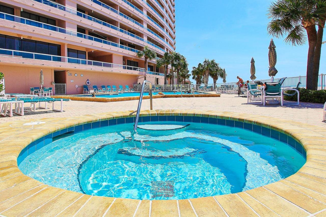 Apartment Crescent Club Ii Phb