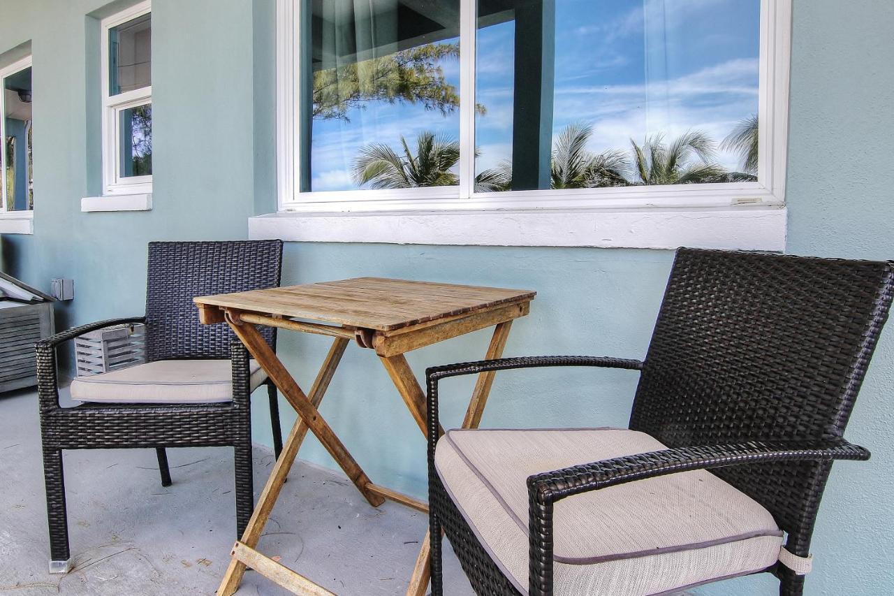 Bungalow Beach Place 6 Hotel Clearwater Beach