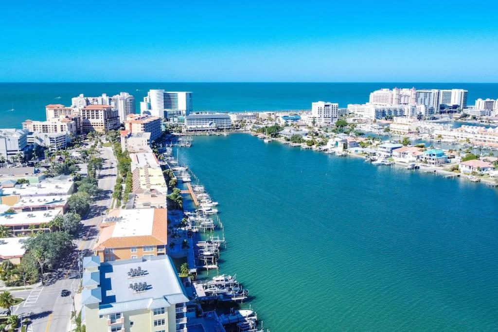 Waterfront -3br - 2kings -pool Balcony - Apartment