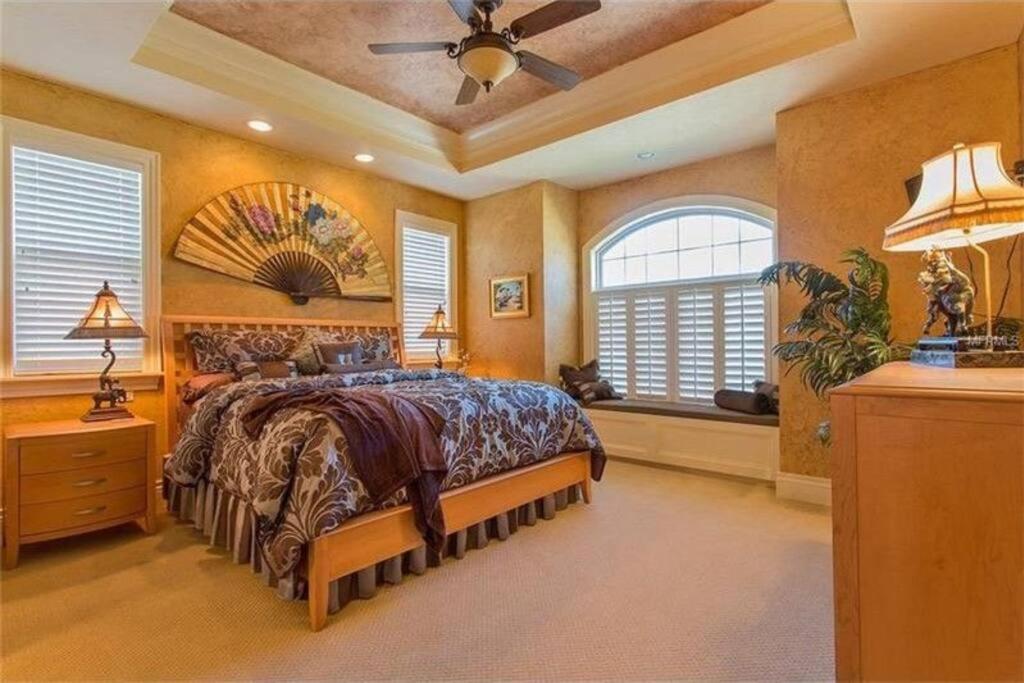 Large Mediterranean Oasis - Water Views & Pool *