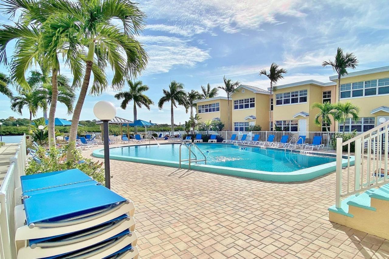 Apartment Barefoot Beach E102 *