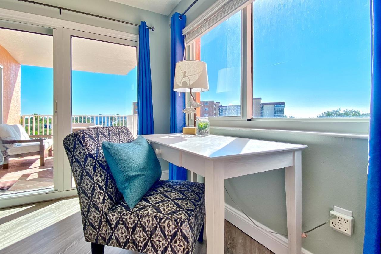 1405 * Clearwater Beach