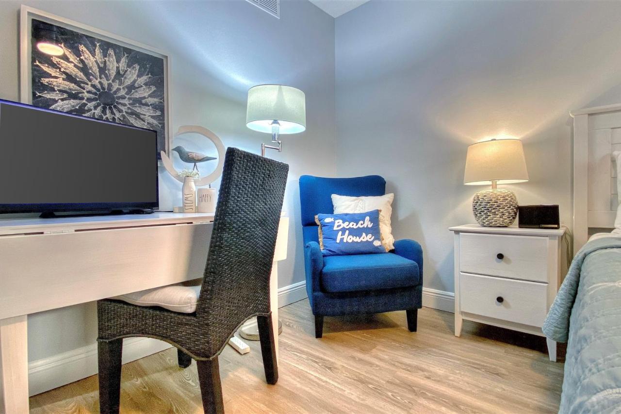 Apartment 1405 *
