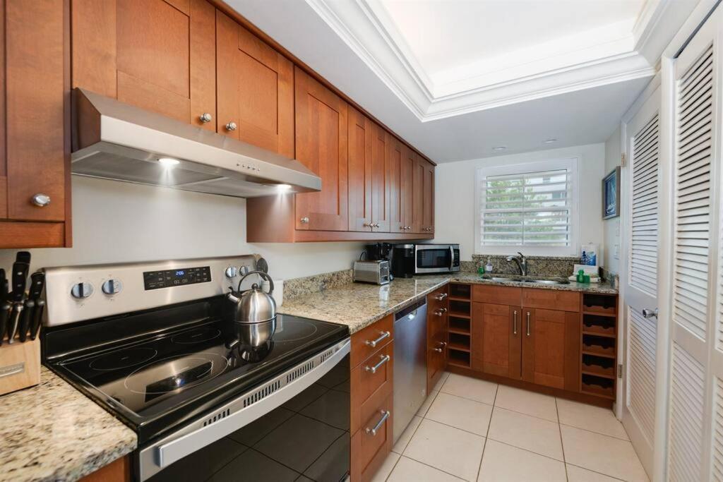 5 Star 30 Steps From L 3m Walk To Rest & Shops Apartment *