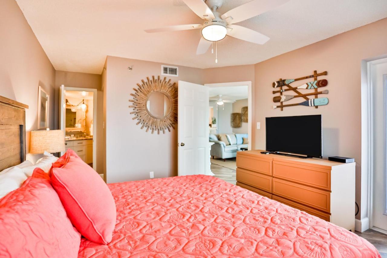Palms 404 Apartment *