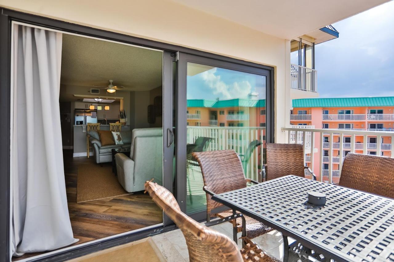 Palms 404 *