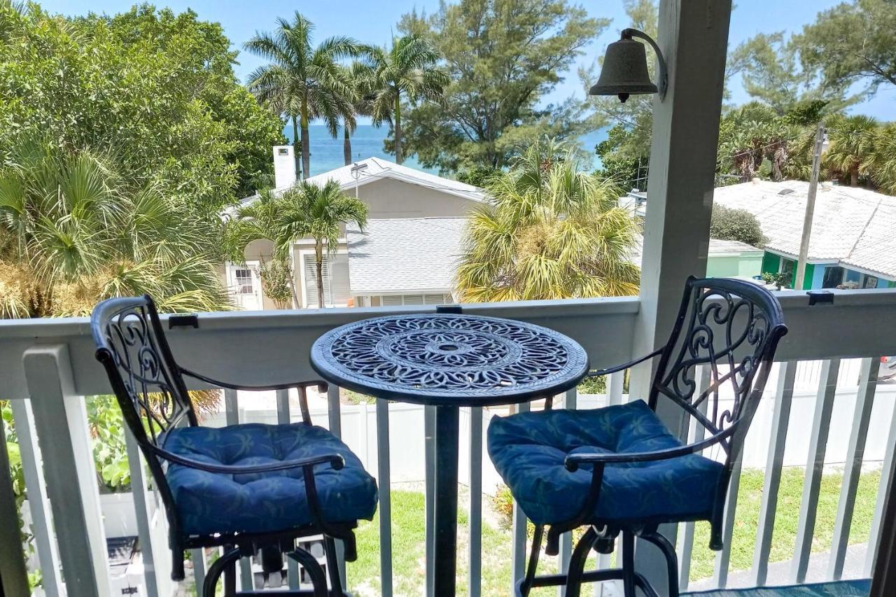 Sea La Vie Sunny Indian Rocks Condo! Apartment Clearwater Beach