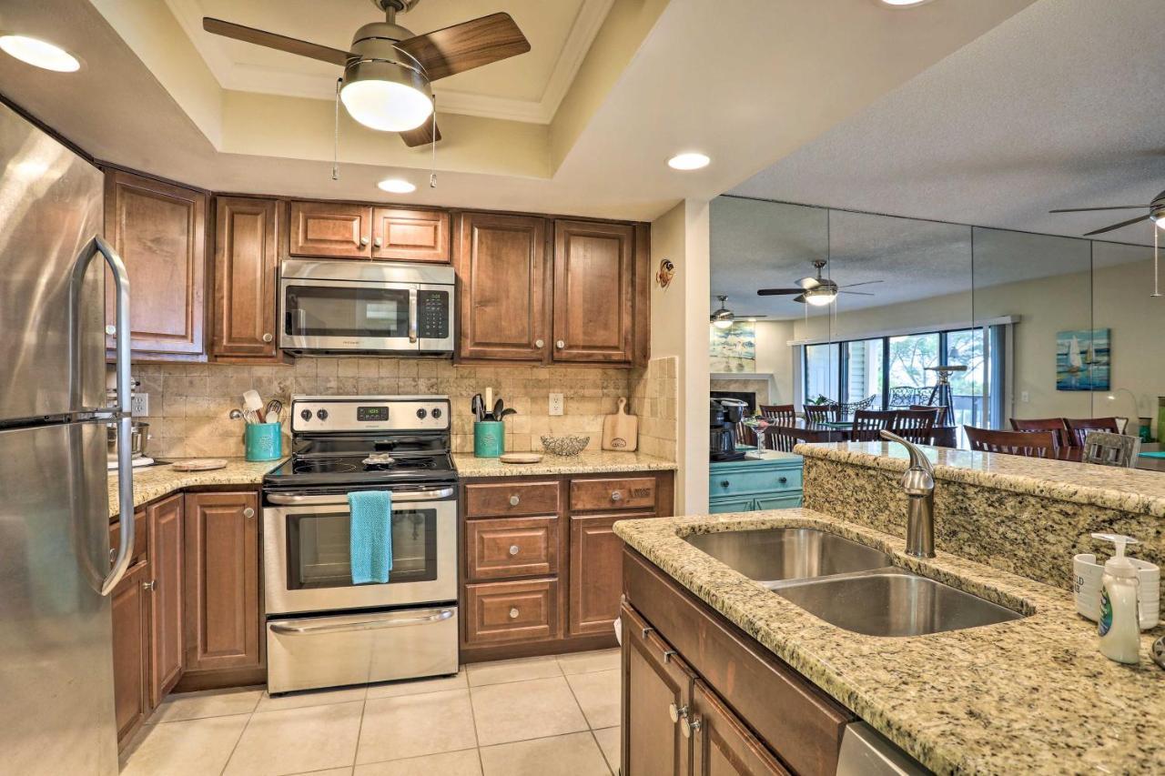 Sea La Vie Sunny Indian Rocks Condo! Apartment