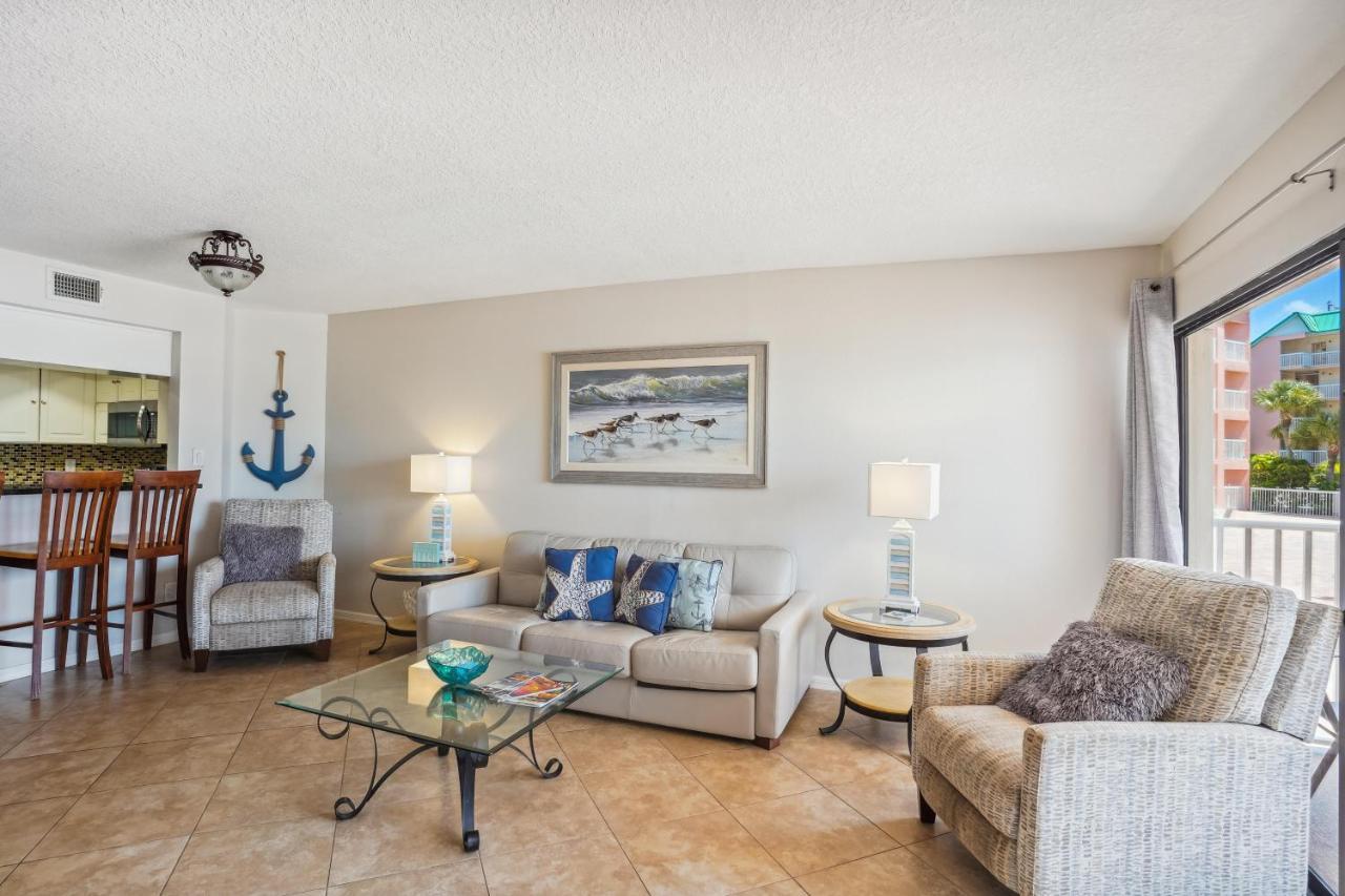 Holiday home Beach Palms 102