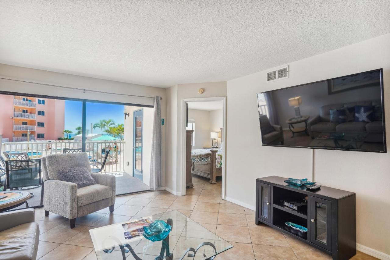 Holiday home Beach Palms 102