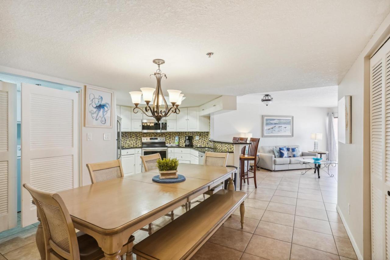 Holiday home Beach Palms 102