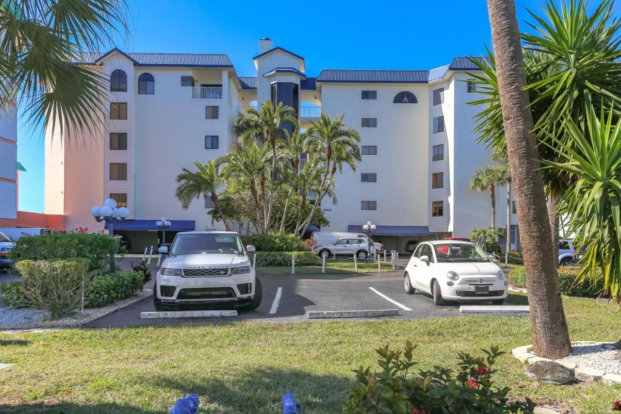 Holiday home Beach Palms 102 *