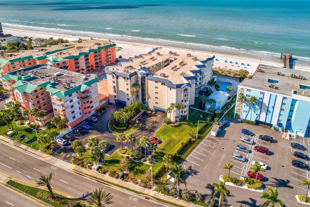 Holiday home Beach Palms 102