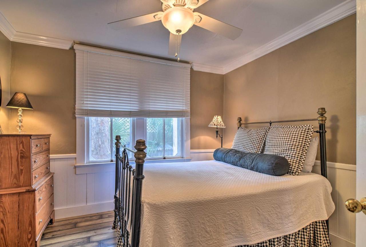 Holiday home Beachfront Indian Rocks Escape With Ocean View Deck! Clearwater Beach