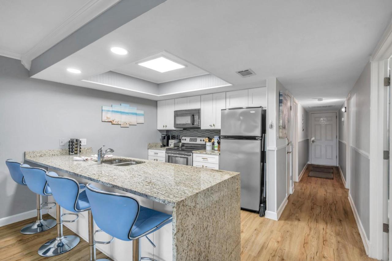 Apartment 2 104 *