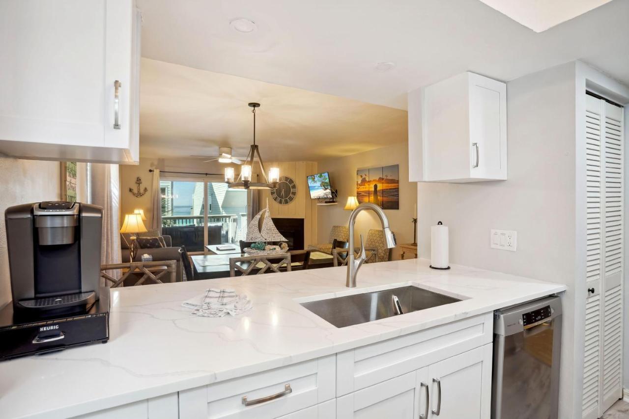 Pelican Pointe 2a