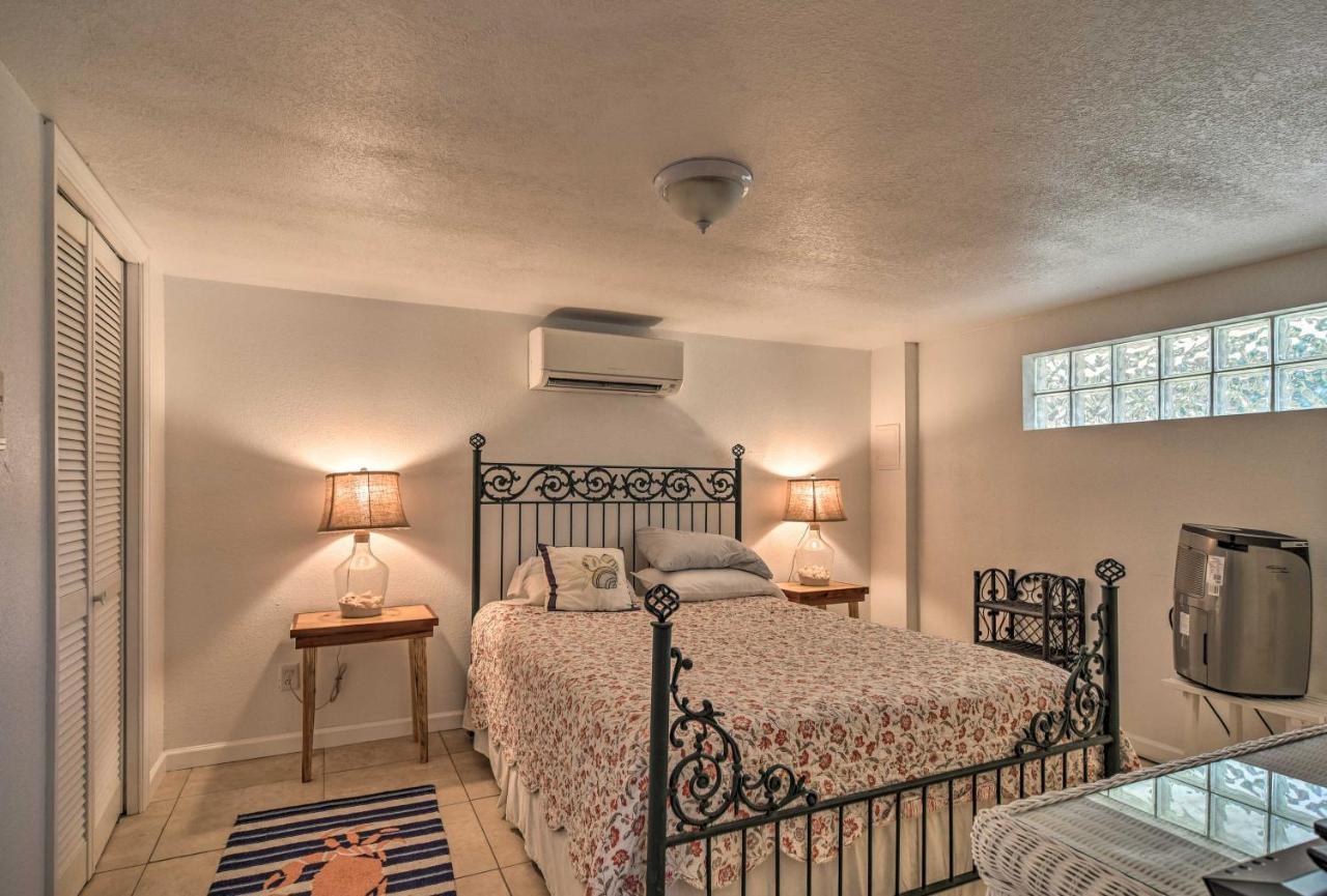 Beachfront Indian Rocks Escape With Ocean View Deck! * Clearwater Beach