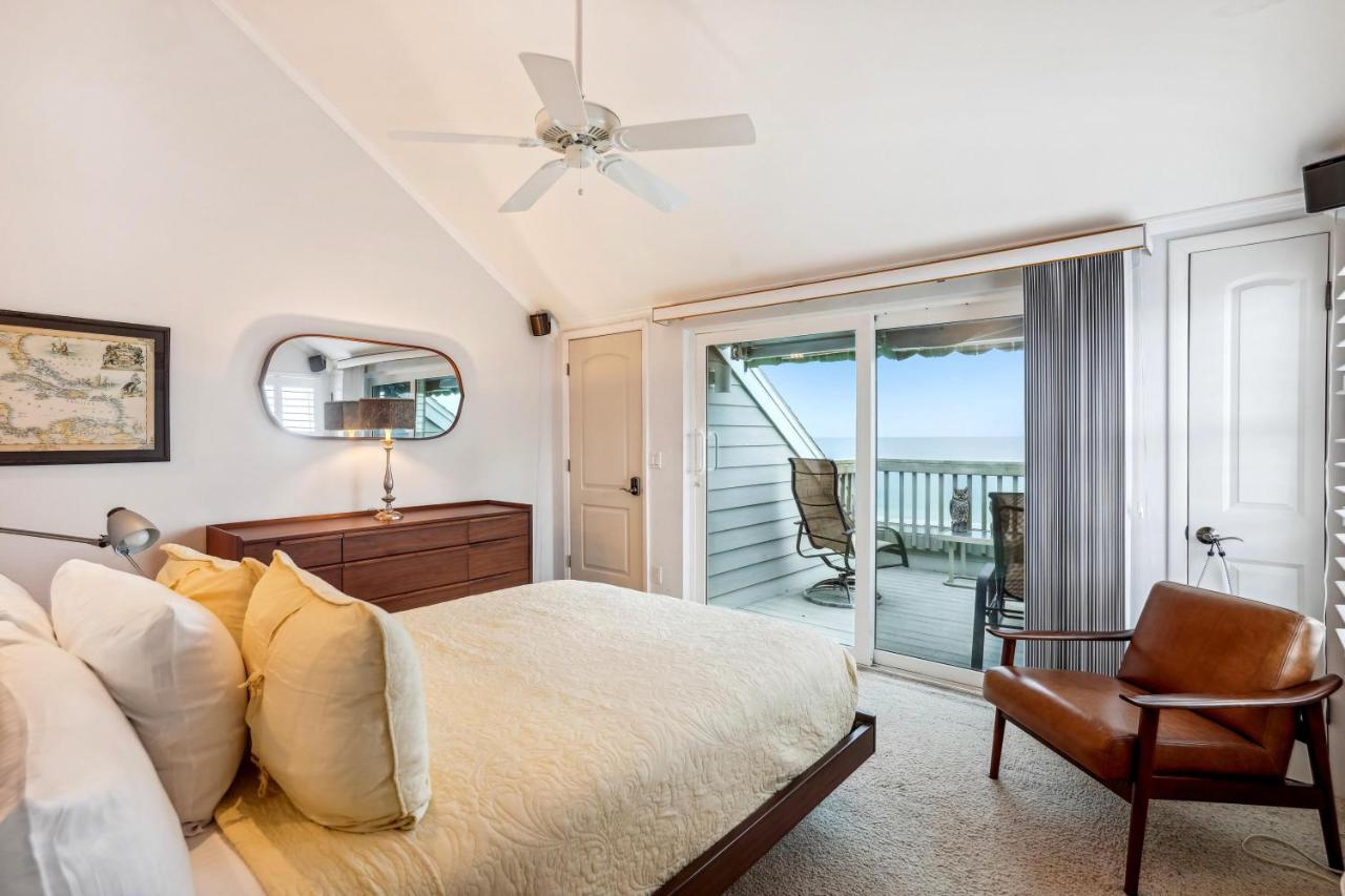 Pelican Pointe 3b *