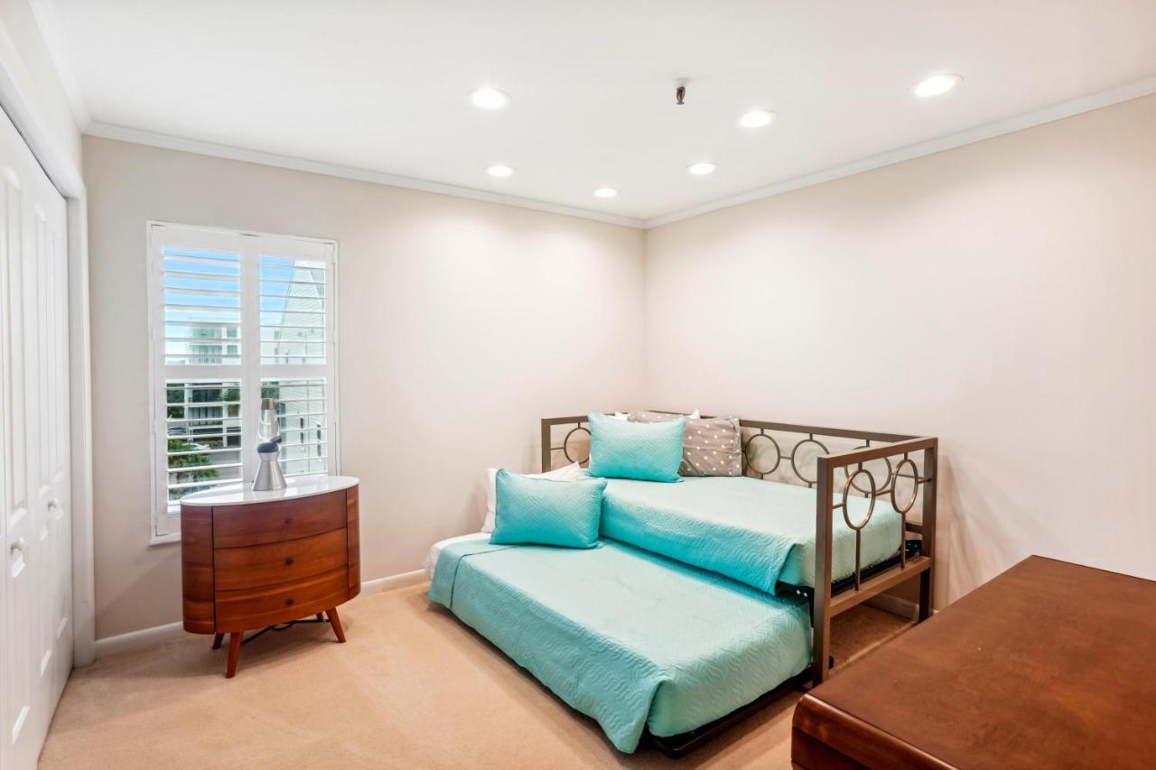 Pelican Pointe 3b Holiday home *