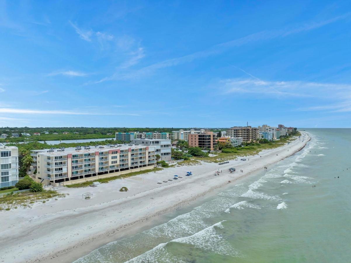 Apartment 2 104 Clearwater Beach
