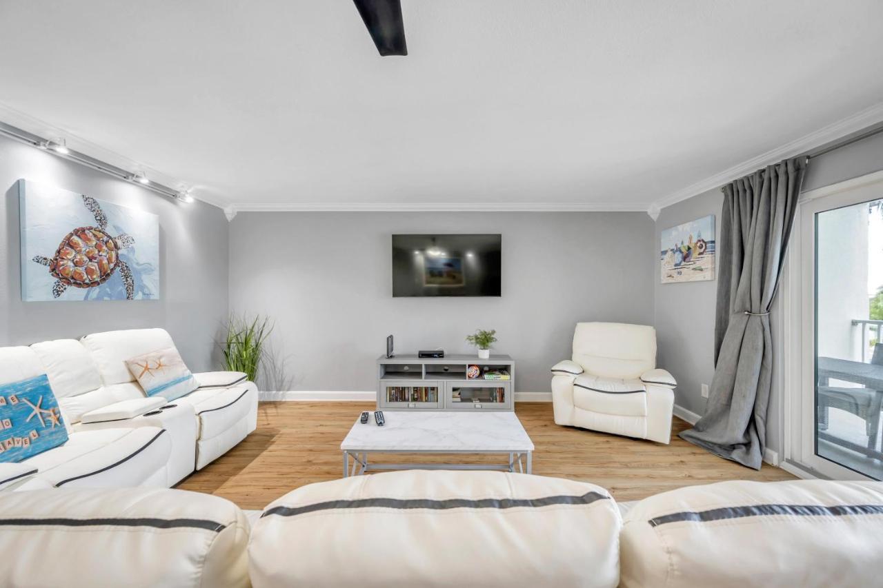 2 104 Clearwater Beach