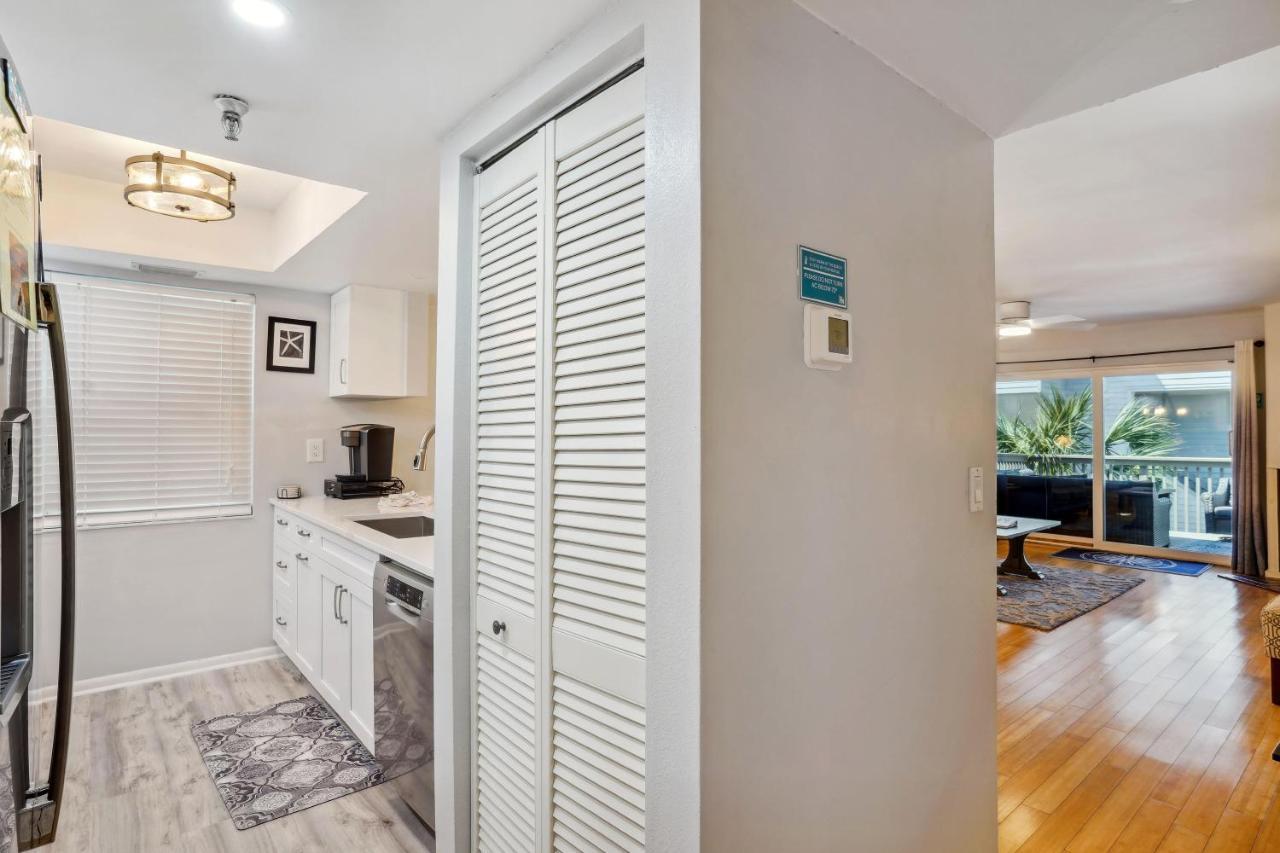 Pelican Pointe 2a *