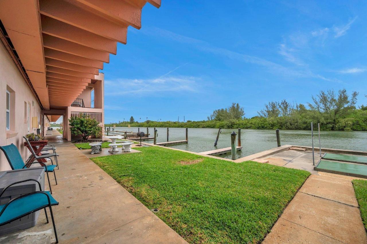 Picturesque Waterfront * Clearwater Beach