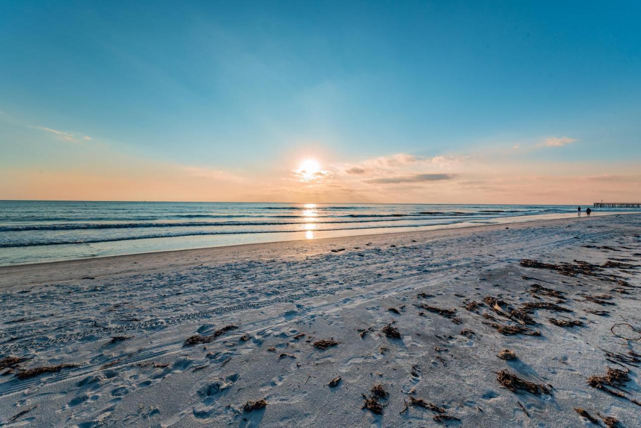 White Dunes