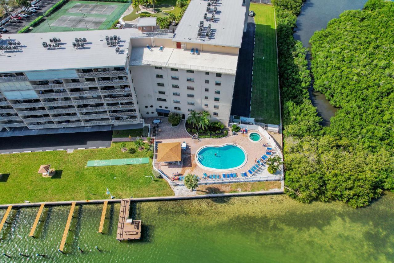 Apartment Gulf Escape