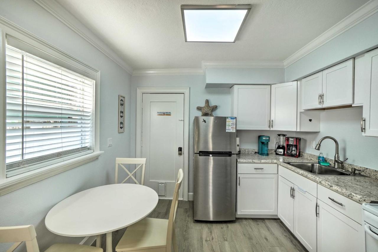 Apartment Indian Rocks Duplex, Close To Beaches!