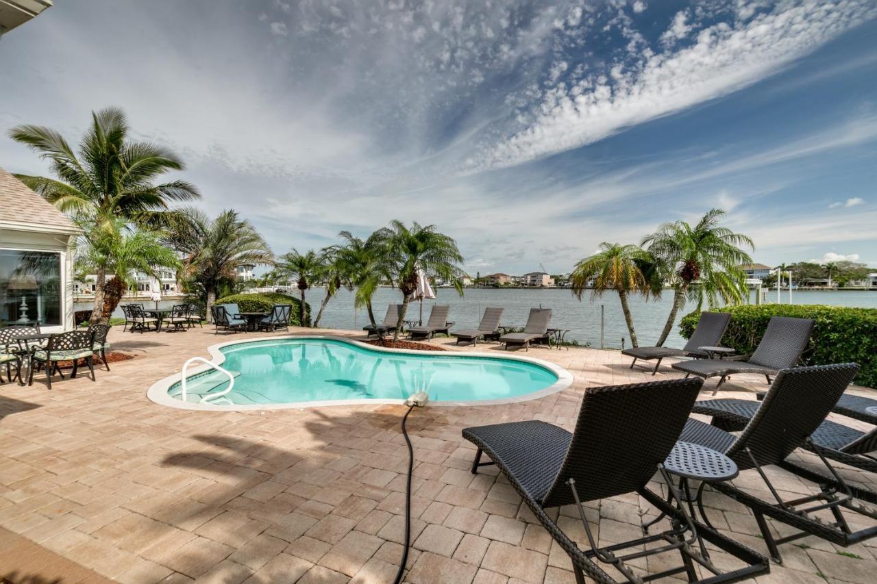Paradise Point - Secluded Waterfront Oasis Near The Clearwater Beach
