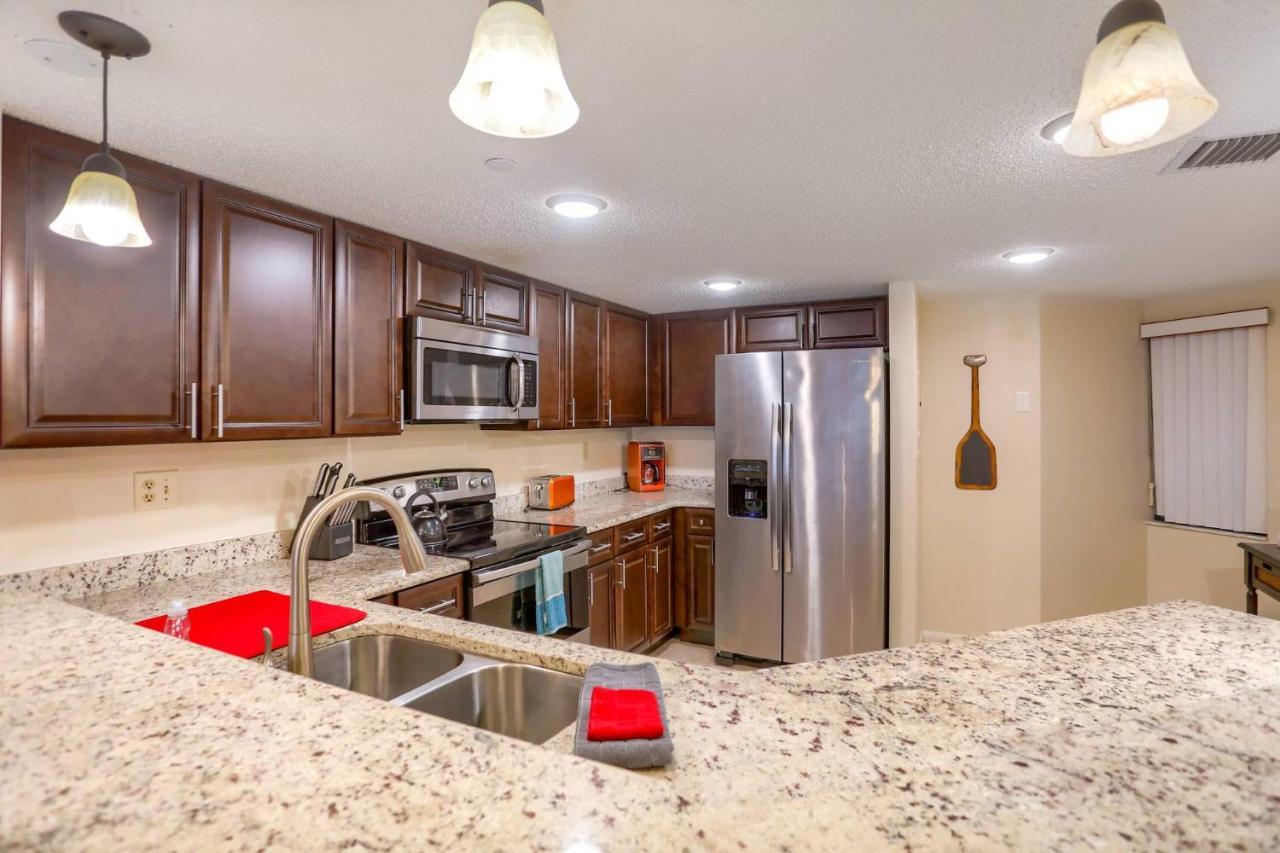 Holiday home 12b Crescent Club Clearwater Beach