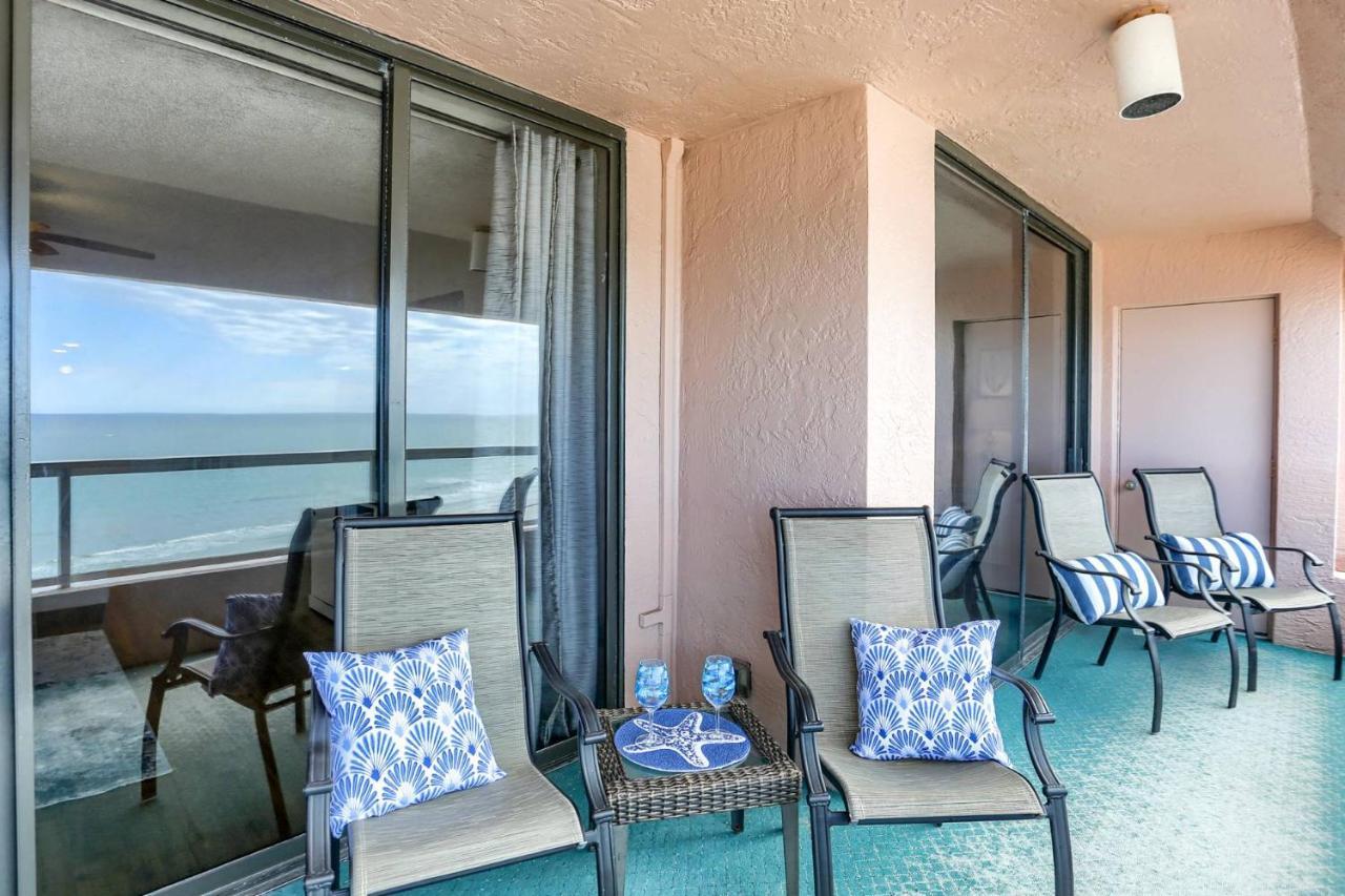 12b Crescent Club Holiday home *