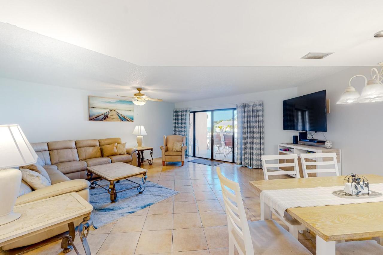 Reef Club 105 Clearwater Beach